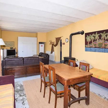 Awesome In With 1 Bedrooms Апартаменты